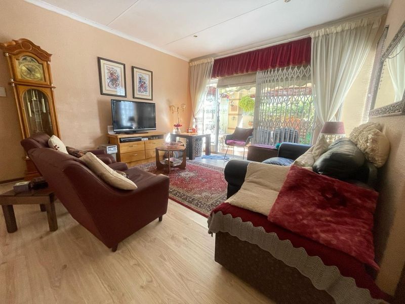 3 Bedroom Family Home - Photo 9