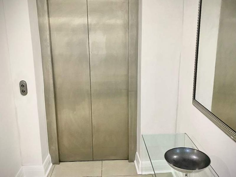 2 bed 2 bath with PRIVATE lift in Sandton CBD - Photo 3