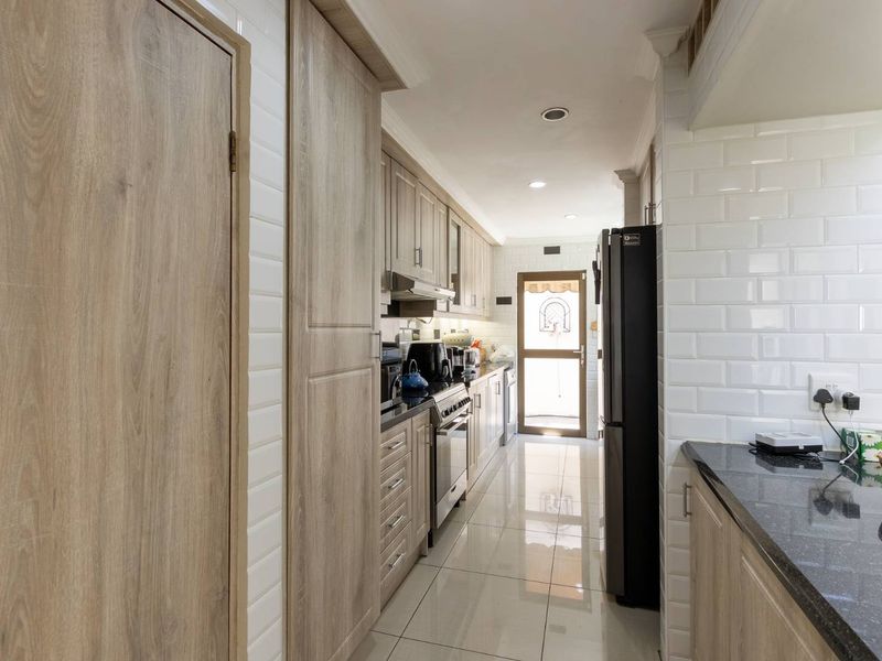 3 BEDROOM HOUSE FOR SALE IN DAINFERN GOLF ESTATE - Photo 7