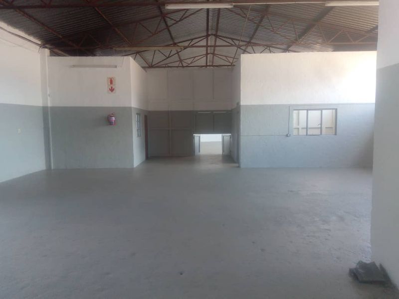 Warehouse For Sale in Southern Industrial - Photo 6