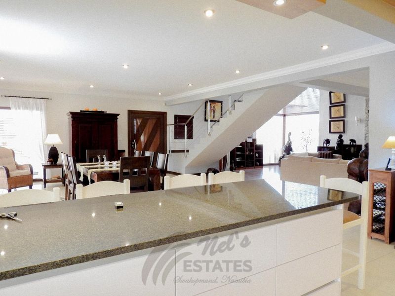 Exquisite Home For Sale in Vogelstrand - Photo 7