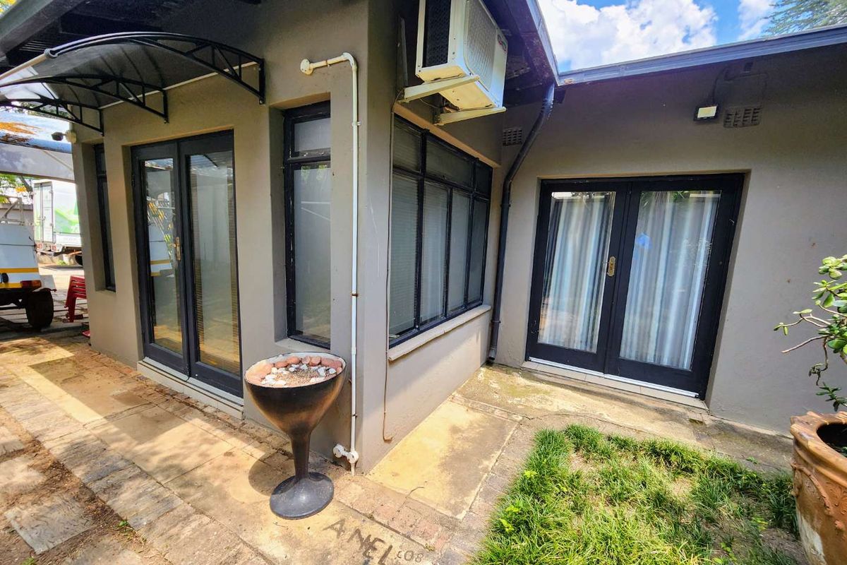 Prime Opportunity in the Heart of Hazelwood Village - Photo 3