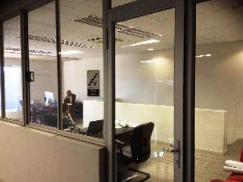 FOR SALE - WAREHOUSE IN NORTHERN IND AREA - SECURE COMPLEX CC REGISTERED: - Photo 2