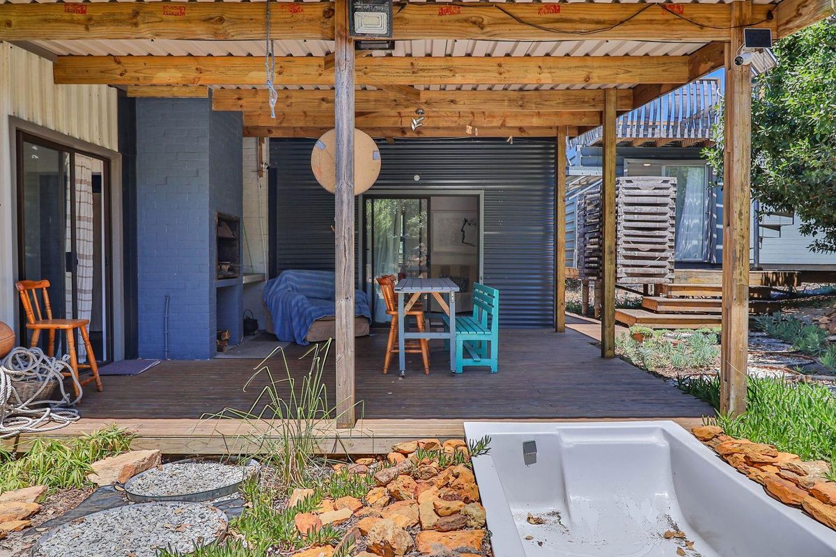 Sea-side Sanctuary in Kleinbaai - Photo 4