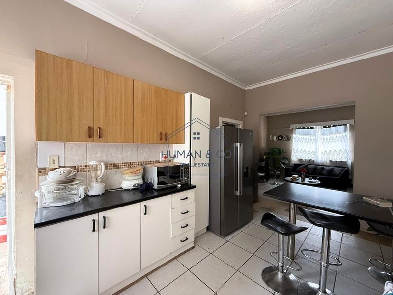 PRIME INVESTMENT OPPORTUNITY – CBD AREA - Photo 4