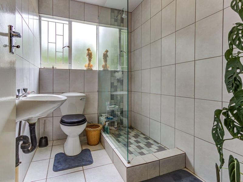 2 Bedroom Townhouse in Glen Marais - Photo 8