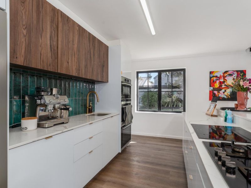 A Tastefully-Designed Entertainer’s Delight - Photo 7