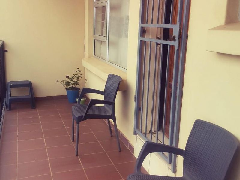 A MODERN APARTMENT - Photo 9