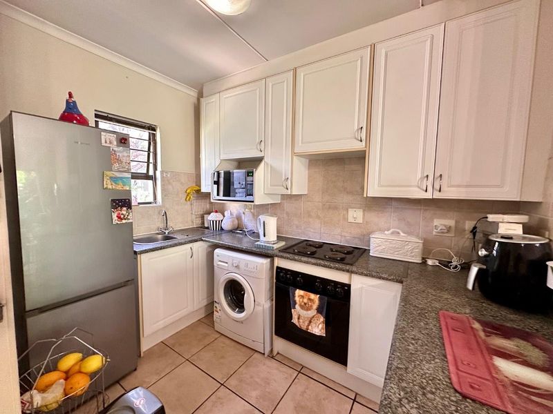 3 bed 2 bath loft cluster - Photo 6