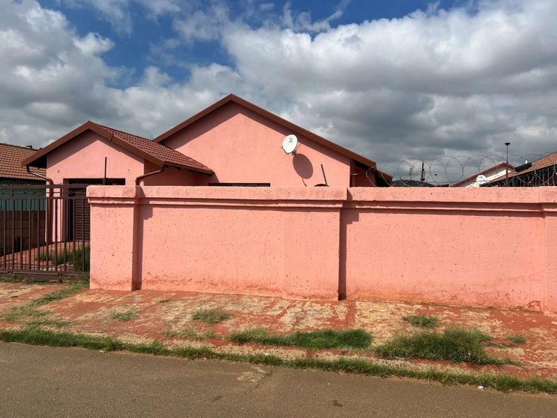 3 bed property with immediate occupation - Photo 4