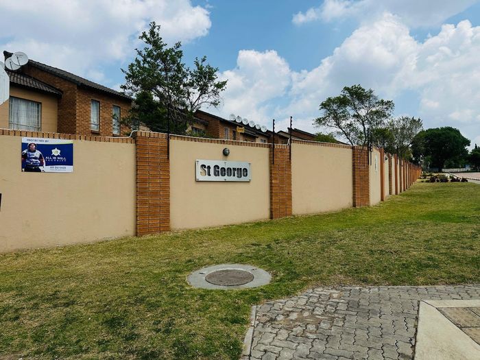Property #2562631, Apartment For Sale in Noordwyk