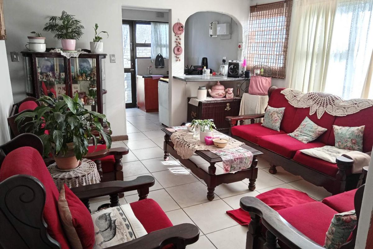Kraaifontein-2 Bedroom House-TO LET-REALTYATLAS - Photo 4