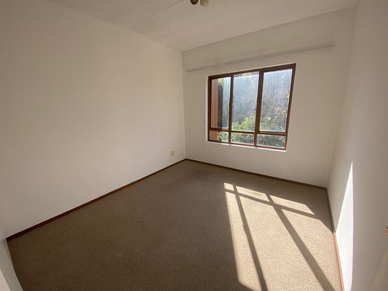 Stylish Loft Living in the Heart of Lonehill – Sibaya Sands - Photo 8