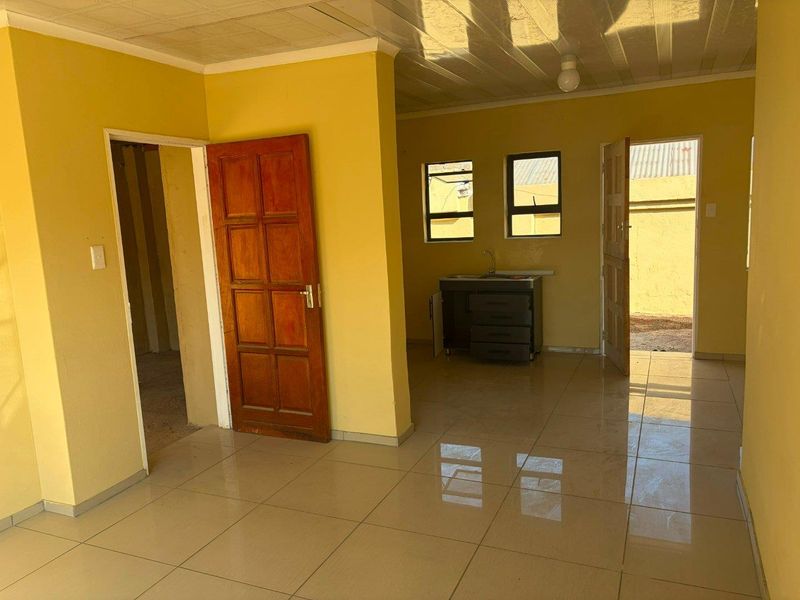 NEW PROPERTY FOR SALE – ROSSLYN EXT 15, PRETORIA NORTH - Photo 3