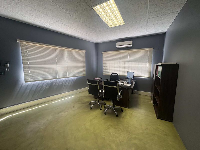 Warehouse Lafrenz Extension 1 to rent - Photo 7