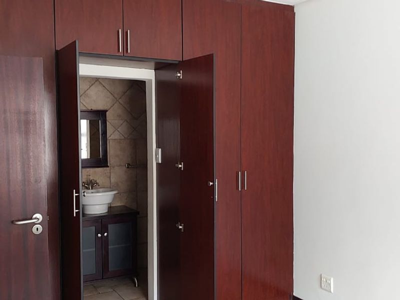 Townhouse for Sale in Eros Park - Photo 3