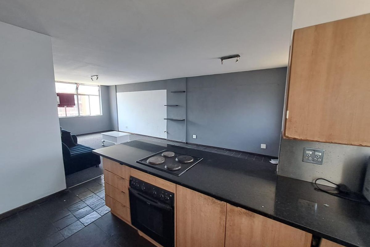 Calling all investors and big families. - Photo 2