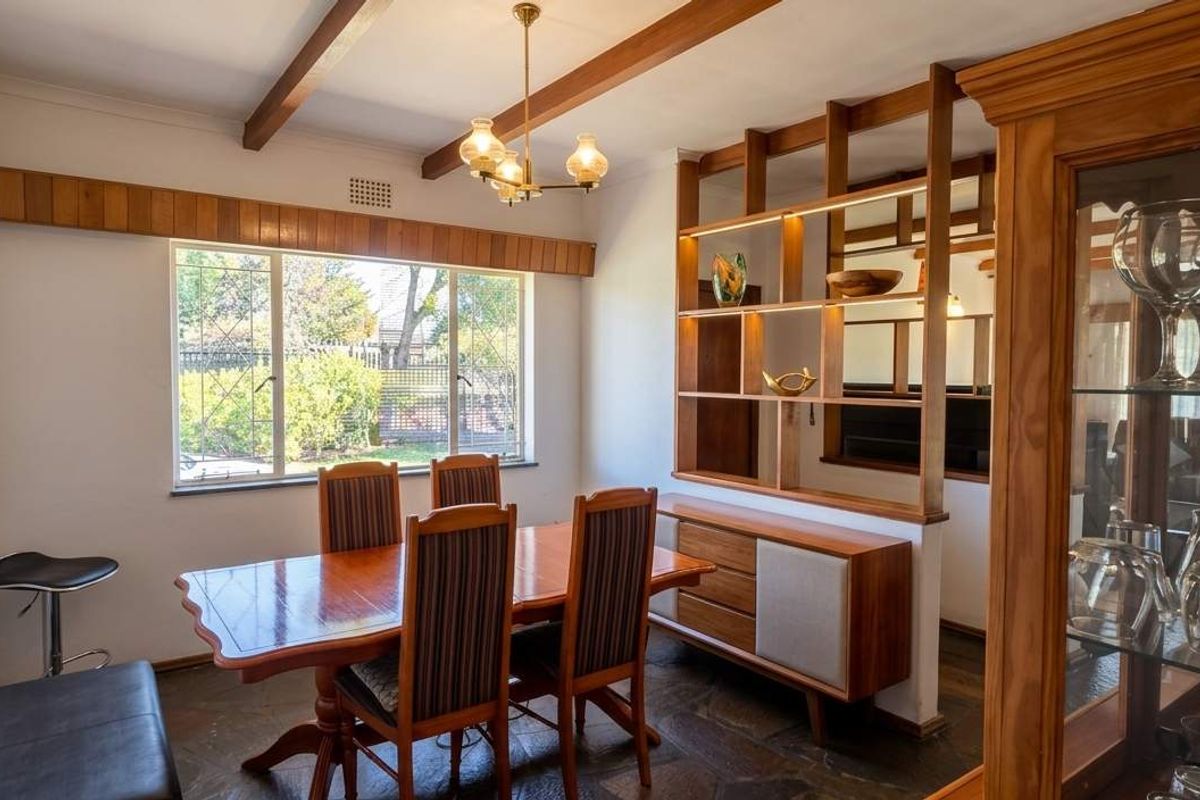 Spacious 3-Bed Home on Huge 1,487 sqm Plot – Perfect for Families - Photo 5