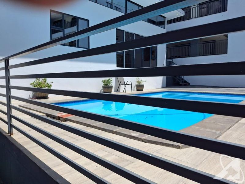 "Invest Smart: Prime Hospitality Near Medi-Clinic, Eros, Windhoek!" - Photo 4