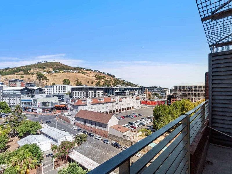 Industrial Slick Pad with views - Photo 4