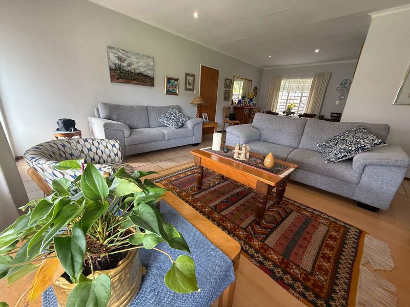 Immaculate Freehold Cluster in a Secure Estate – Spacious, Stylish & Low Maintenance! - Photo 8