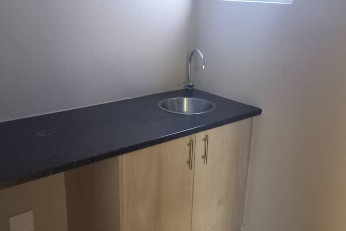 Investment Property -  A Grade Office Unit For Sale - Klein Windhoek - Photo 3