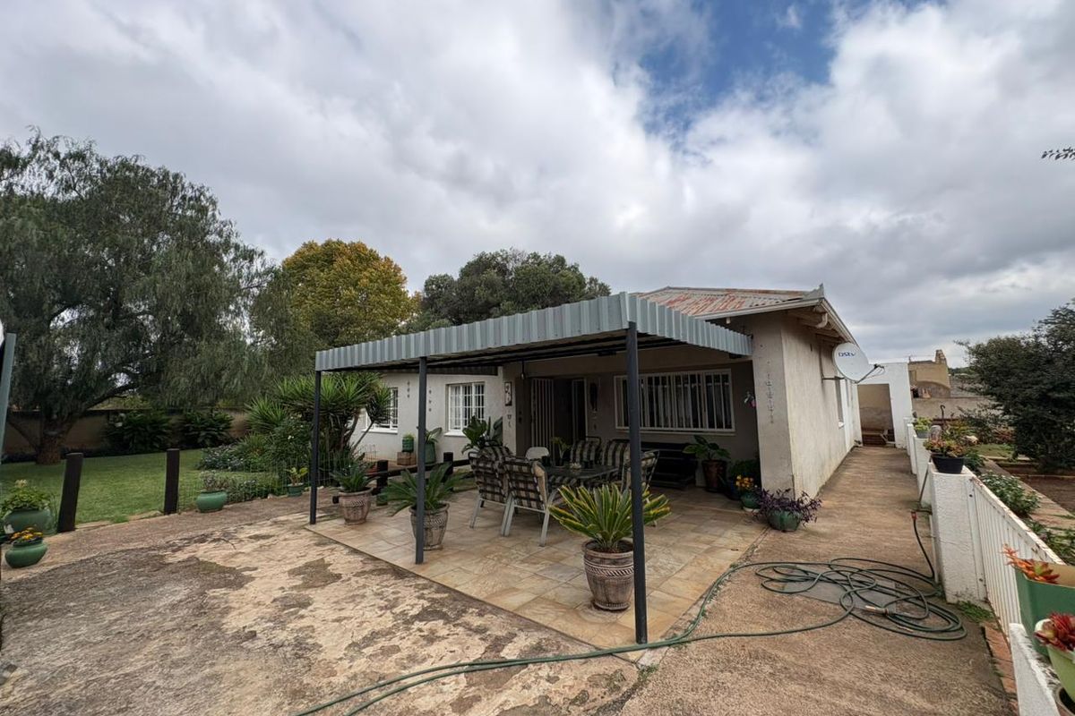 Spacious Property with Exceptional Income Potential - Photo 2