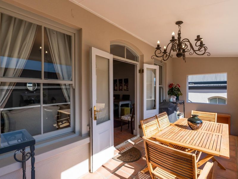 Elegant Winelands Living at L'Ermitage Franschhoek Chateau &amp; Villas - Photo 3