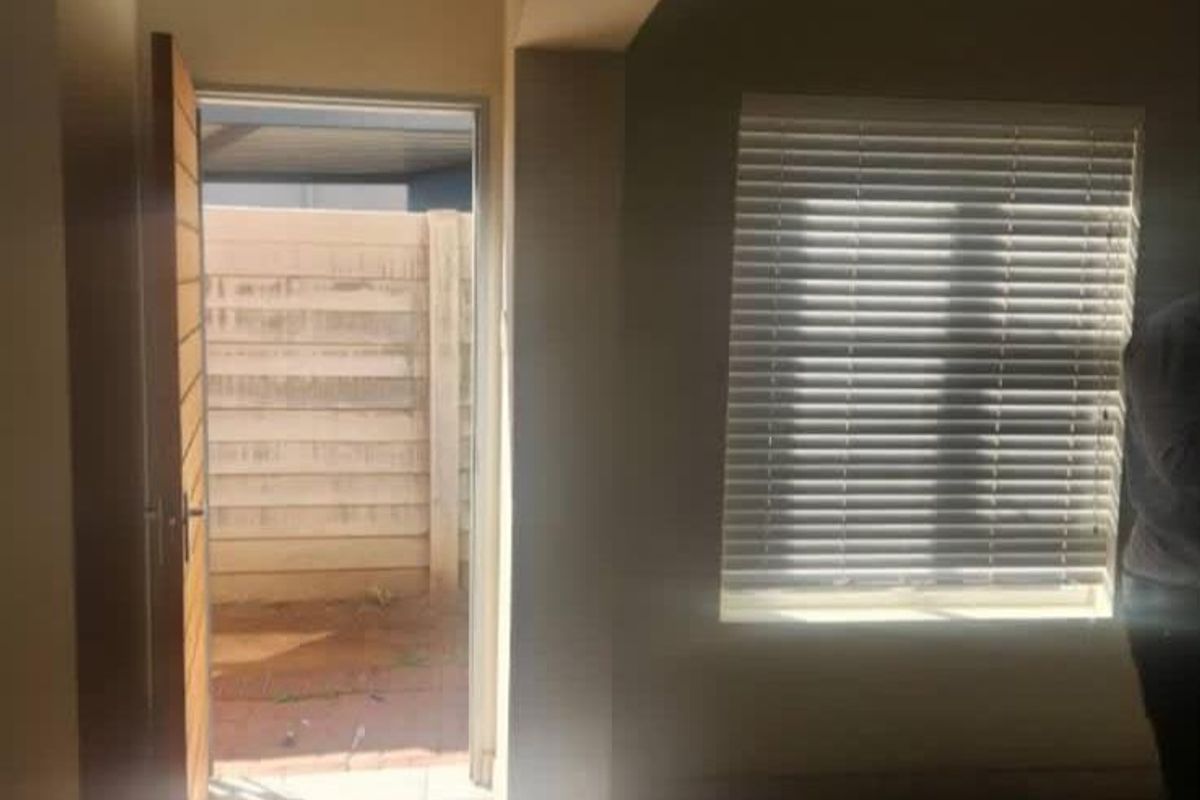 3 Bedroom House for Rent - Photo 2