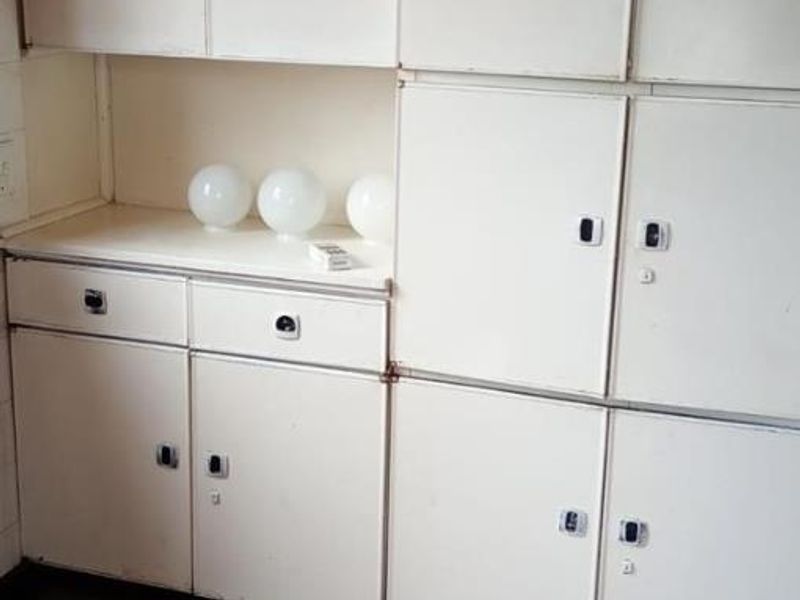 Two-Bedroom Apartment To Let - Photo 4