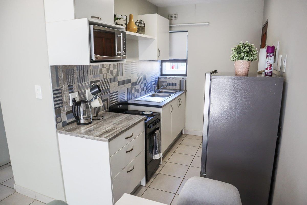 Ground-Floor 2-Bedroom Apartment – Bridge Park - Photo 5