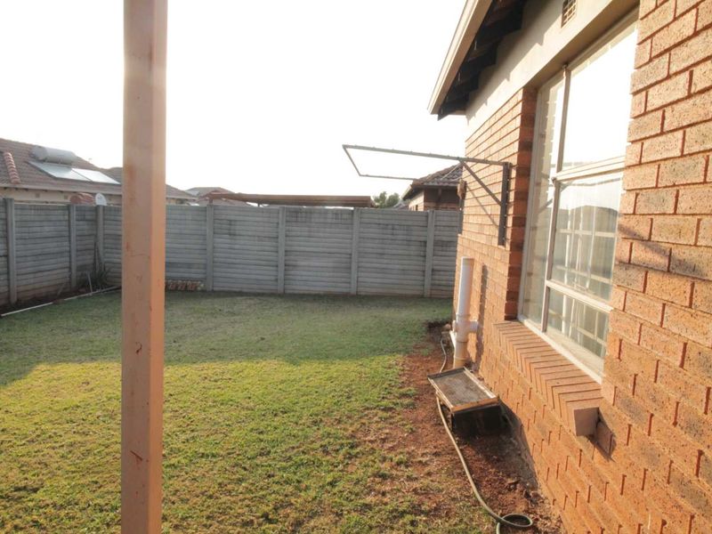 3 Bredroom for sale in Clayville, Midrand Village - Photo 10