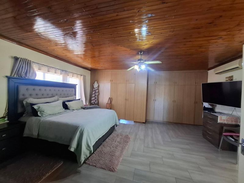 4-BEDROOM DOUBLE STOREY HOUSE FOR SALE - Photo 7