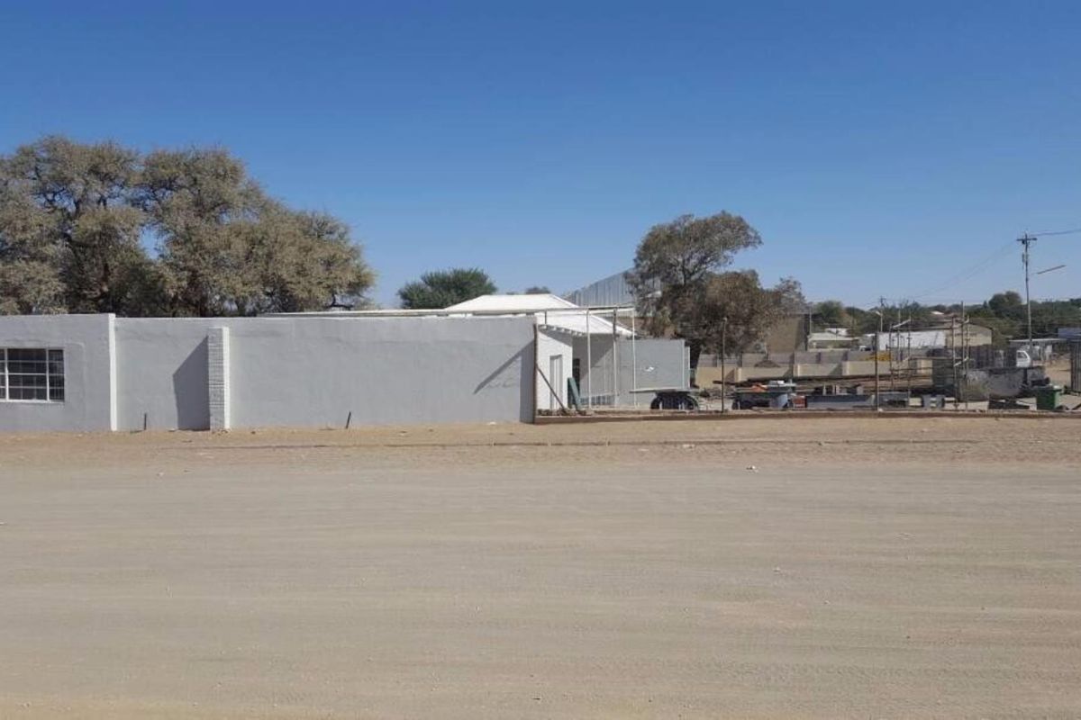 FOR SALE- BUSINESS PROPERTY KEETMANSHOOP, NAMIBIA - Photo 3