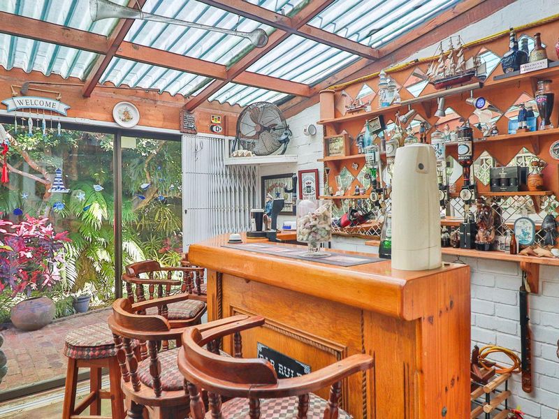 Charming 3 Bedroom Beachside Home & 1 Cottage & 1 Incomplete Cottage in Widenham, Umkomaas - Photo 8