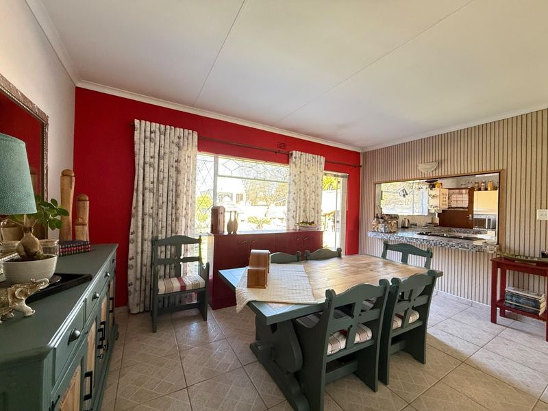 Tick all your boxes: 4bedrooms, study, pool, bar, jacuzzi ! - Photo 10