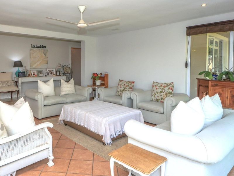 Charming Family Home in a Thriving Village Community - Photo 10