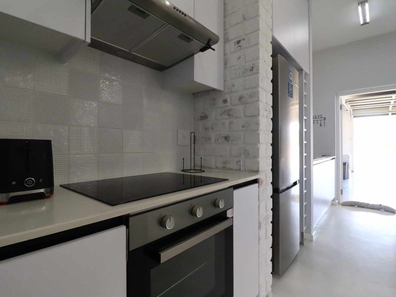 Dune View Luxury 3-Bedroom Townhouse - Perfect Home or Airbnb Investment - Photo 8