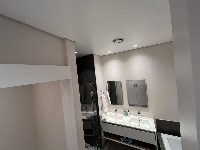 Sandton Gate Living — A Fully Furnished 2-Bed Apartment a Lifestyle at Your Doorstep - Photo 7