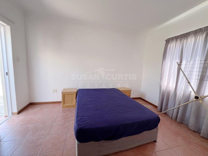 Charming Holiday Cottage – Perfect Airbnb Investment or Vacation Home - Photo 8