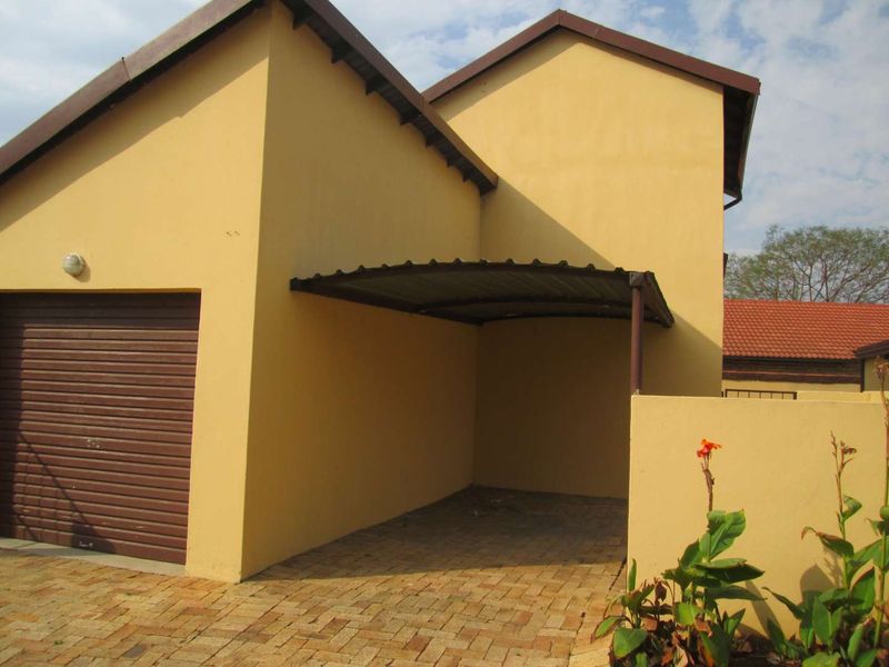 2 Bedroom Townhouse for Sale - Photo 4