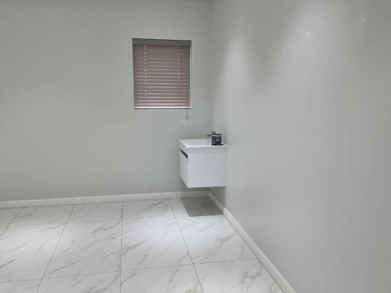 Medical Suite for rent in Dana Bay - Photo 9