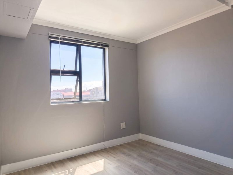 Prime 2-Bed with Iconic Views & Guaranteed Income | Chapel Towers, Zonnebloem - Photo 9