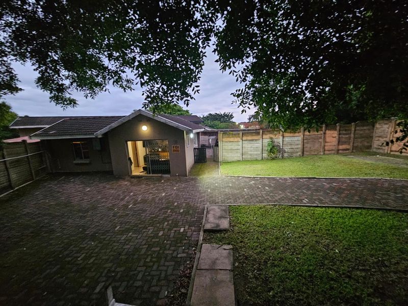 Cozy 1-Bedroom Rental in Veld En Vlei, Richards Bay - Small Dogs are welcome ! - Photo 9