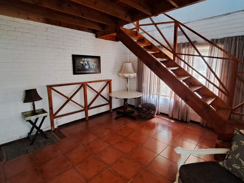 1 Bedroom 1 Bathroom - Photo 3