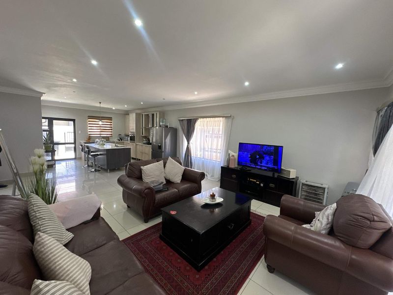 Secure Estate Living in Ivy Hill – Modern Comfort in Wild Olive Estate - Photo 4