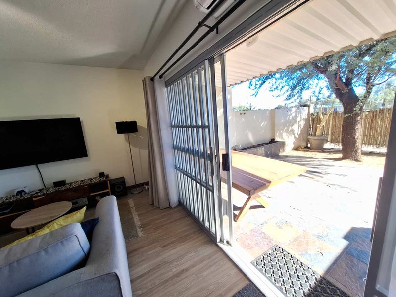 Hidden Gem Alert! - Photo 7