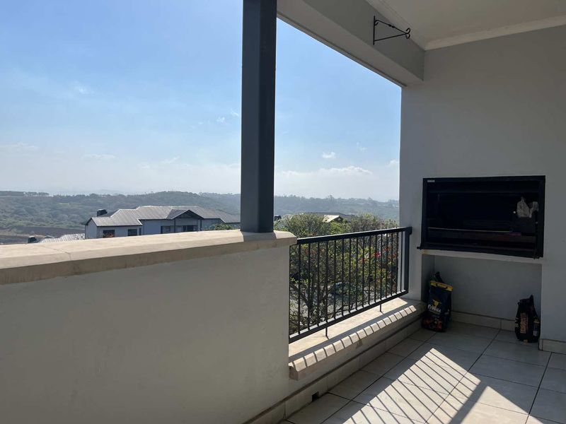 For Sale in sought after Ballito Hills – 2 Bed Top Floor - Photo 2