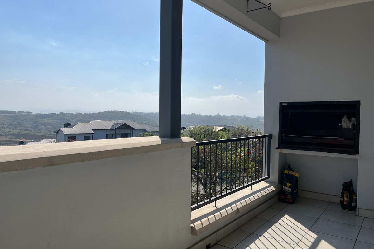 For Sale in sought after Ballito Hills – 2 Bed Top Floor - Photo 2