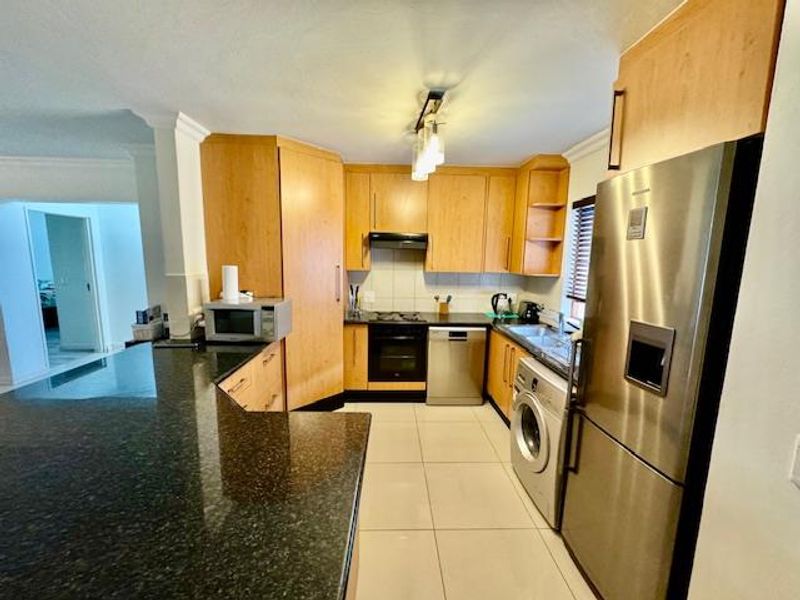 2 BED 2 BATH FULLY FURNISHED APARTMENT RIVONIA - Photo 9